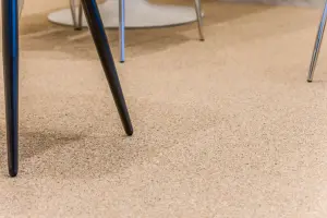 베이지 테라조 바닥이 완성하는 모던 카페 디테일